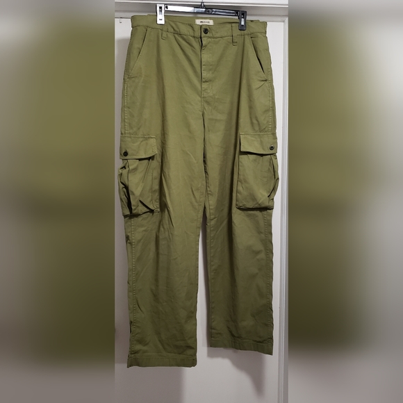 Madewell Straight Cargo Pants in Olive Green size Tall 32 - Picture 5 of 9
